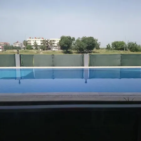 Modern Apartment In Belek شقة